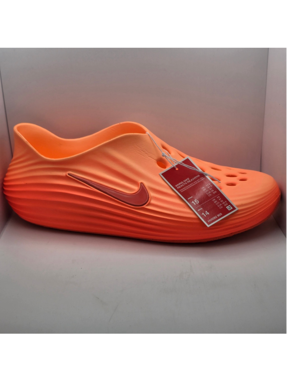 Nike ReactX Rejuven8
Women's Orange Size 15 men's 14